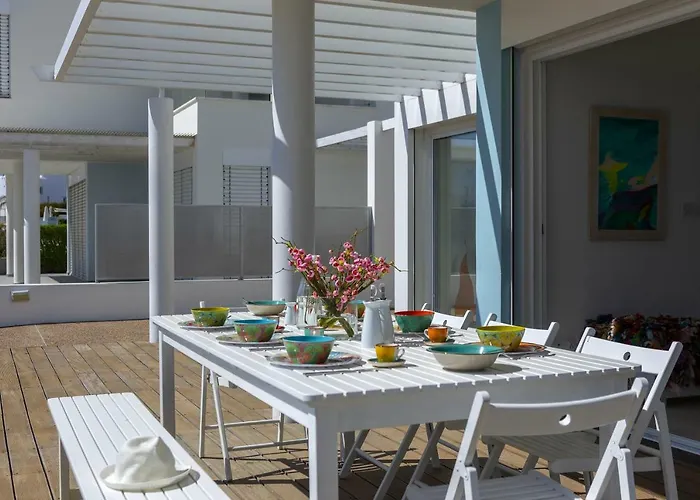 Oceania Villa *