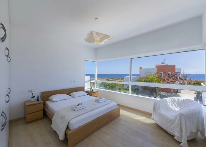 Villa Oceania Protaras